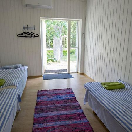 Puhkekeskus Valkla Rand- Simple Accomodation Exterior foto